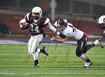 Thumbnail 1 in White Oak vs. Cameron Yoe (UIL 2A Semifinal) photogallery.