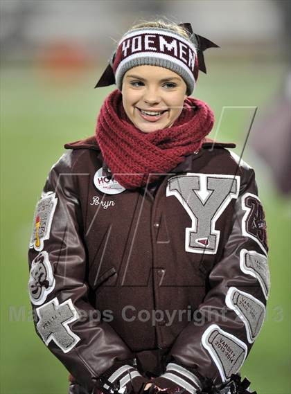 Thumbnail 2 in White Oak vs. Cameron Yoe (UIL 2A Semifinal) photogallery.