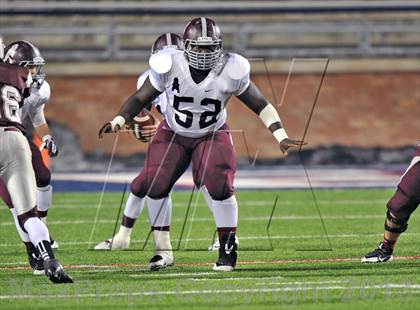 Thumbnail 1 in White Oak vs. Cameron Yoe (UIL 2A Semifinal) photogallery.