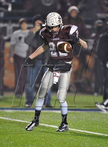 Thumbnail 1 in White Oak vs. Cameron Yoe (UIL 2A Semifinal) photogallery.