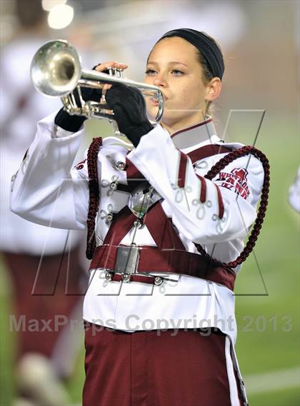 Thumbnail 1 in White Oak vs. Cameron Yoe (UIL 2A Semifinal) photogallery.