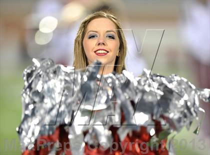 Thumbnail 1 in White Oak vs. Cameron Yoe (UIL 2A Semifinal) photogallery.