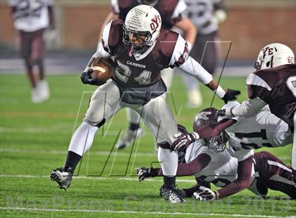 Thumbnail 1 in White Oak vs. Cameron Yoe (UIL 2A Semifinal) photogallery.