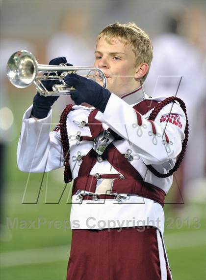 Thumbnail 3 in White Oak vs. Cameron Yoe (UIL 2A Semifinal) photogallery.