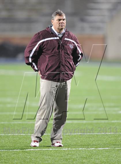Thumbnail 2 in White Oak vs. Cameron Yoe (UIL 2A Semifinal) photogallery.