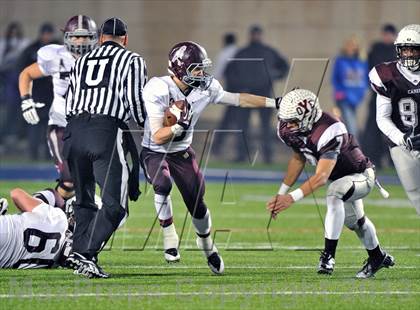 Thumbnail 2 in White Oak vs. Cameron Yoe (UIL 2A Semifinal) photogallery.