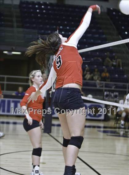 Thumbnail 2 in Martin [James] vs. Keller  photogallery.