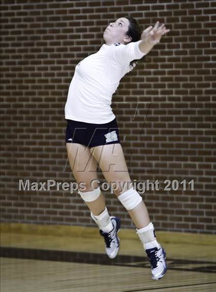 Thumbnail 2 in Martin [James] vs. Keller  photogallery.