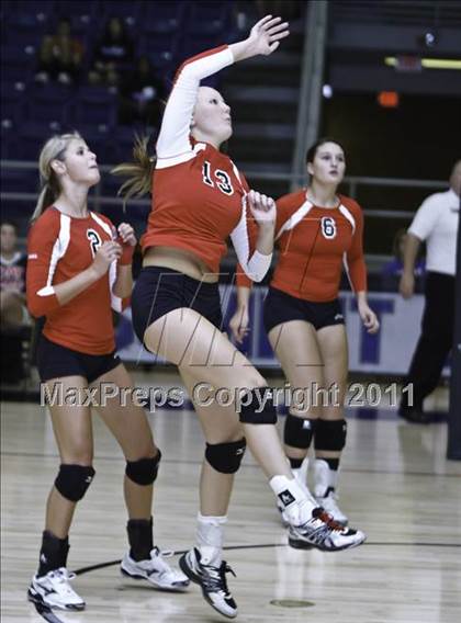 Thumbnail 1 in Martin [James] vs. Keller  photogallery.