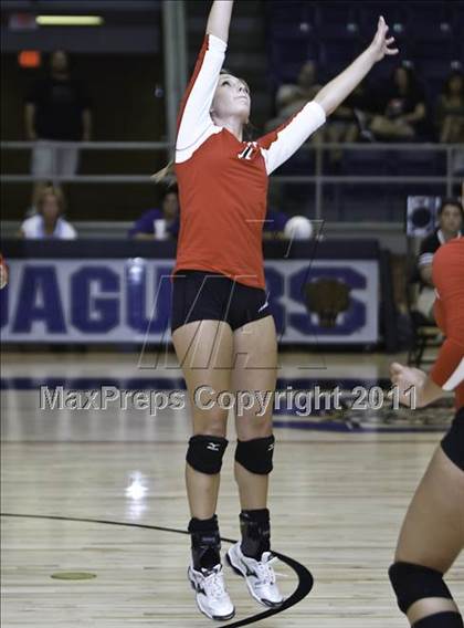 Thumbnail 3 in Martin [James] vs. Keller  photogallery.