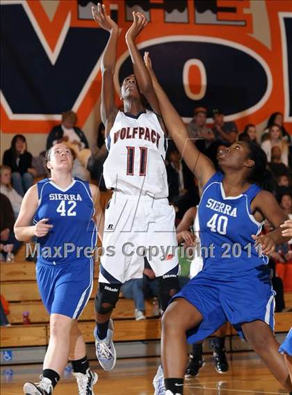 Thumbnail 3 in Sierra vs. Cosumnes Oaks (Cosumnes Oaks Classic) photogallery.
