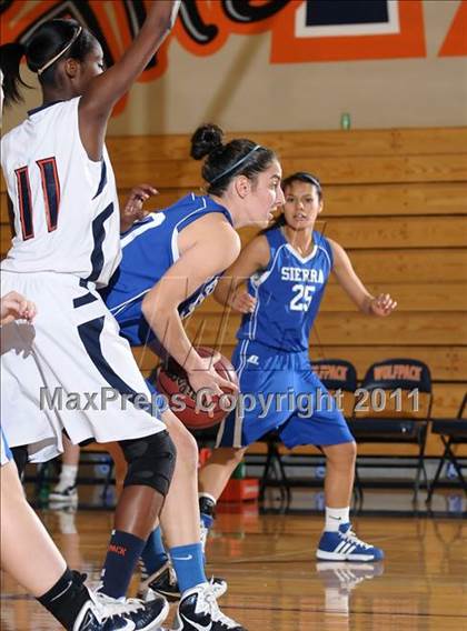 Thumbnail 3 in Sierra vs. Cosumnes Oaks (Cosumnes Oaks Classic) photogallery.