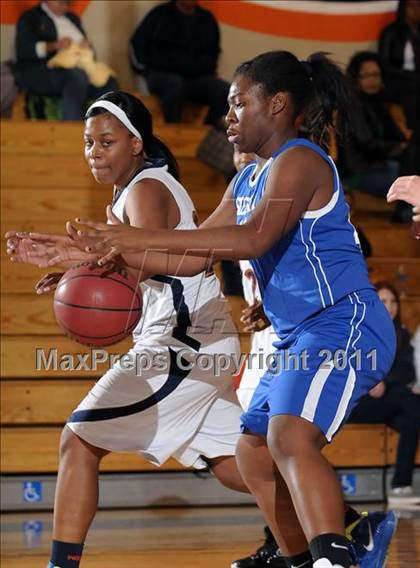 Thumbnail 1 in Sierra vs. Cosumnes Oaks (Cosumnes Oaks Classic) photogallery.