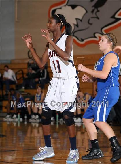 Thumbnail 2 in Sierra vs. Cosumnes Oaks (Cosumnes Oaks Classic) photogallery.