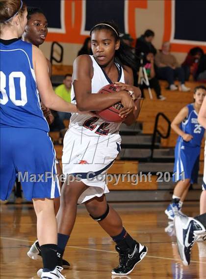 Thumbnail 3 in Sierra vs. Cosumnes Oaks (Cosumnes Oaks Classic) photogallery.