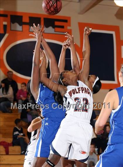 Thumbnail 3 in Sierra vs. Cosumnes Oaks (Cosumnes Oaks Classic) photogallery.