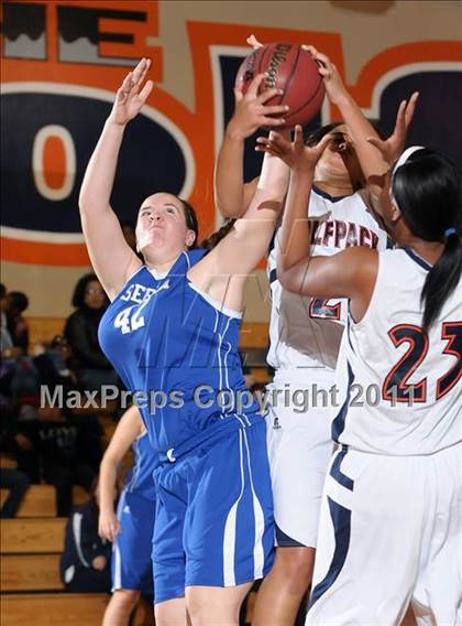 Thumbnail 2 in Sierra vs. Cosumnes Oaks (Cosumnes Oaks Classic) photogallery.