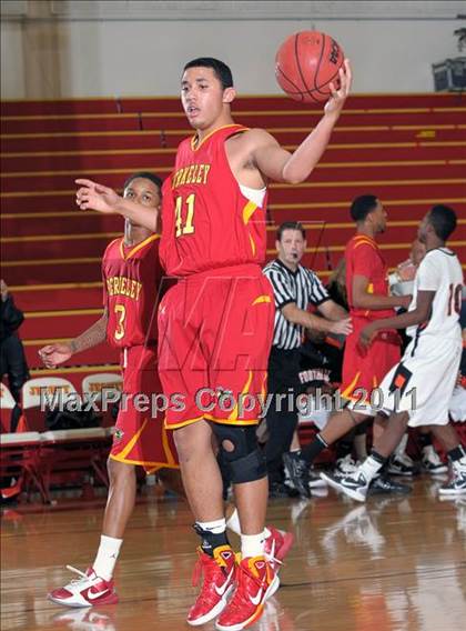 Thumbnail 1 in Foothill vs. Berkeley (Father Kelly Tribute) photogallery.