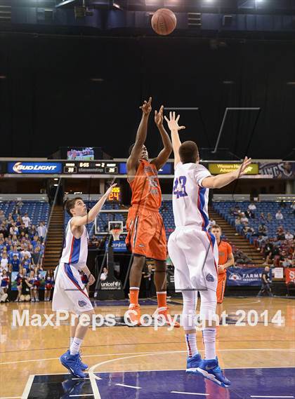 Thumbnail 3 in Folsom vs. Cosumnes Oaks (CIF SJS D2 Final) photogallery.
