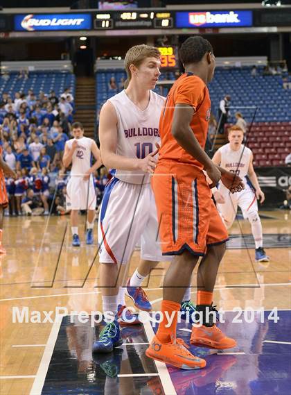 Thumbnail 1 in Folsom vs. Cosumnes Oaks (CIF SJS D2 Final) photogallery.
