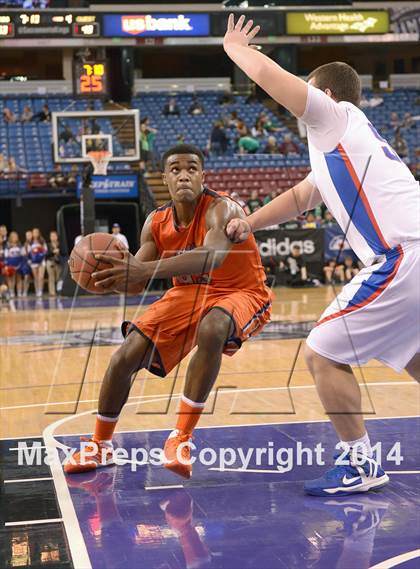 Thumbnail 2 in Folsom vs. Cosumnes Oaks (CIF SJS D2 Final) photogallery.