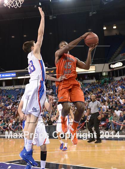 Thumbnail 3 in Folsom vs. Cosumnes Oaks (CIF SJS D2 Final) photogallery.
