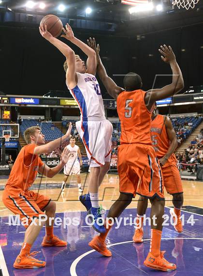 Thumbnail 2 in Folsom vs. Cosumnes Oaks (CIF SJS D2 Final) photogallery.