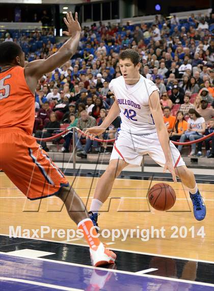 Thumbnail 1 in Folsom vs. Cosumnes Oaks (CIF SJS D2 Final) photogallery.