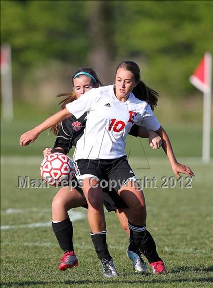 Thumbnail 1 in Fort Dodge vs. East photogallery.