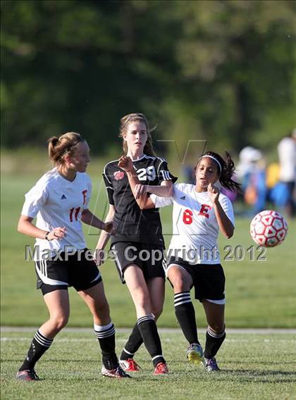 Thumbnail 2 in Fort Dodge vs. East photogallery.
