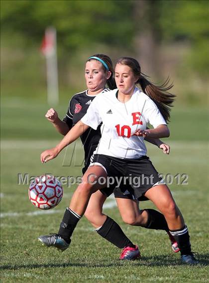 Thumbnail 3 in Fort Dodge vs. East photogallery.