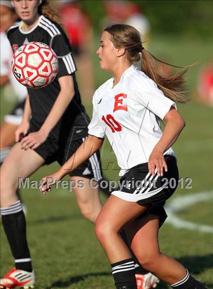 Thumbnail 3 in Fort Dodge vs. East photogallery.