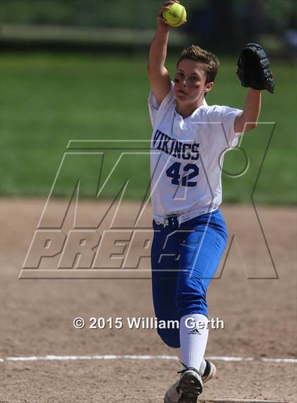 Thumbnail 2 in Irvington vs. Clayton Valley Charter photogallery.