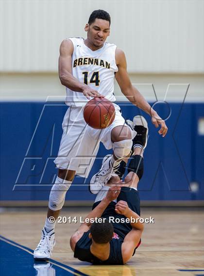 Thumbnail 1 in Wagner vs. Brennan photogallery.
