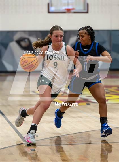 Thumbnail 2 in Fossil Ridge vs. Highlands Ranch photogallery.