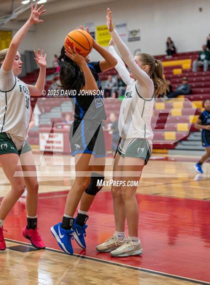 Thumbnail 2 in Fossil Ridge vs. Highlands Ranch photogallery.