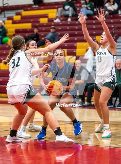 Thumbnail 3 in Fossil Ridge vs. Highlands Ranch photogallery.
