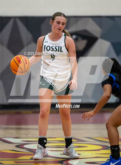 Thumbnail 2 in Fossil Ridge vs. Highlands Ranch photogallery.