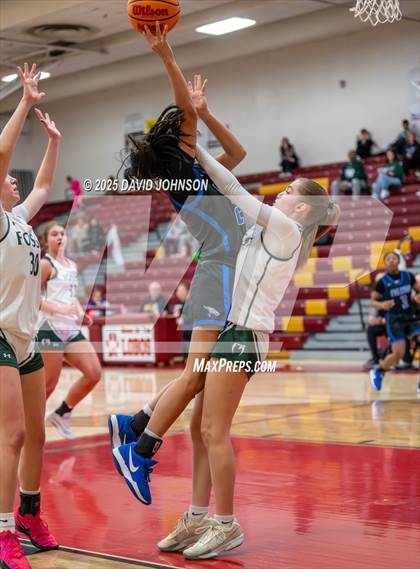 Thumbnail 1 in Fossil Ridge vs. Highlands Ranch photogallery.