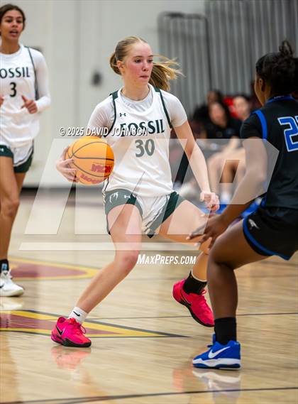 Thumbnail 2 in Fossil Ridge vs. Highlands Ranch photogallery.