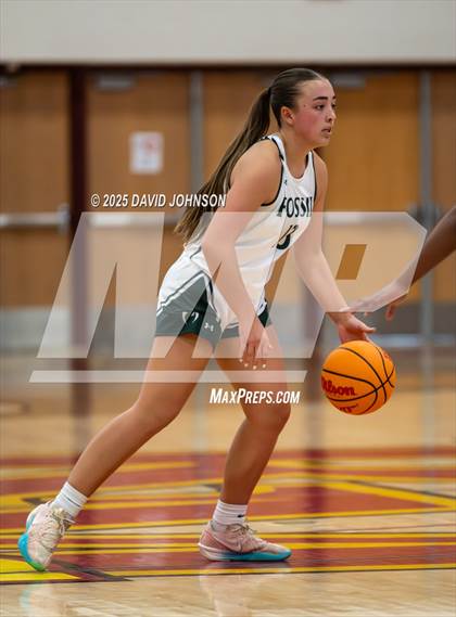 Thumbnail 2 in Fossil Ridge vs. Highlands Ranch photogallery.