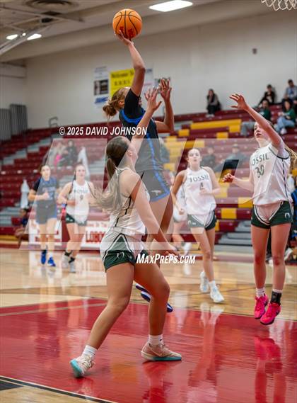 Thumbnail 2 in Fossil Ridge vs. Highlands Ranch photogallery.