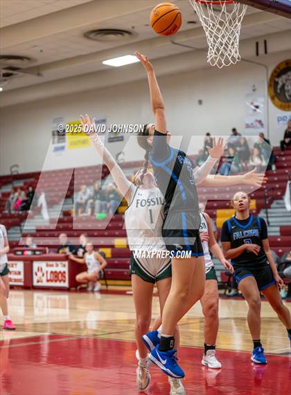 Thumbnail 2 in Fossil Ridge vs. Highlands Ranch photogallery.