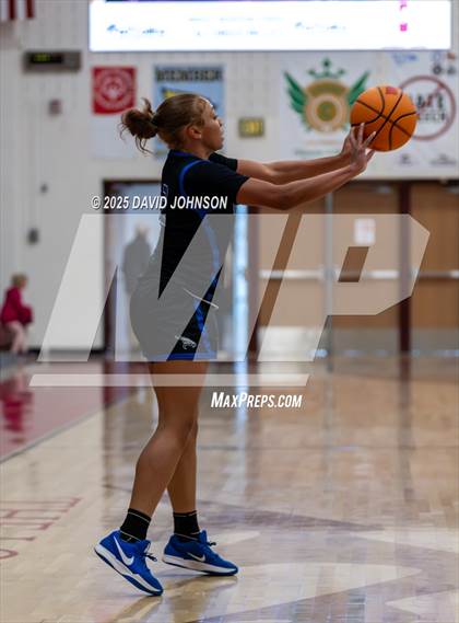 Thumbnail 2 in Fossil Ridge vs. Highlands Ranch photogallery.