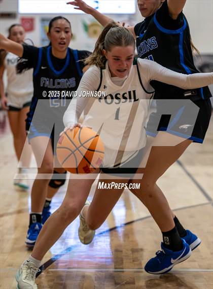 Thumbnail 2 in Fossil Ridge vs. Highlands Ranch photogallery.