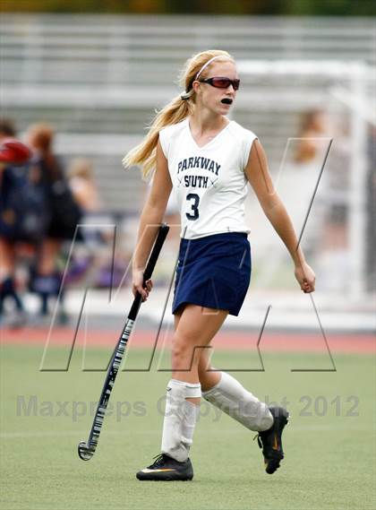 Thumbnail 2 in Parkway South vs Parkway West photogallery.