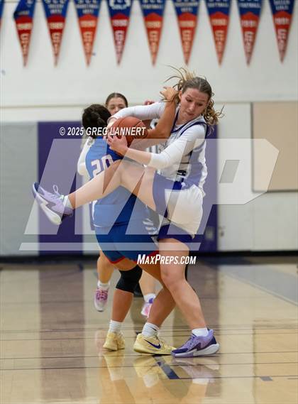 Thumbnail 3 in Tamalpais @ Petaluma photogallery.