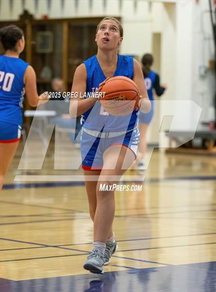 Thumbnail 3 in Tamalpais @ Petaluma photogallery.