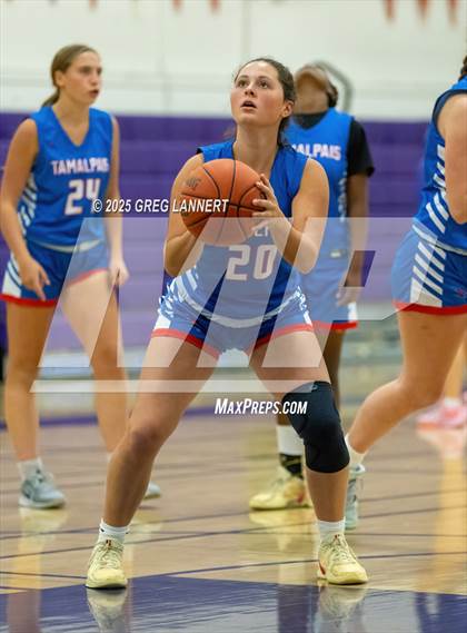 Thumbnail 1 in Tamalpais @ Petaluma photogallery.