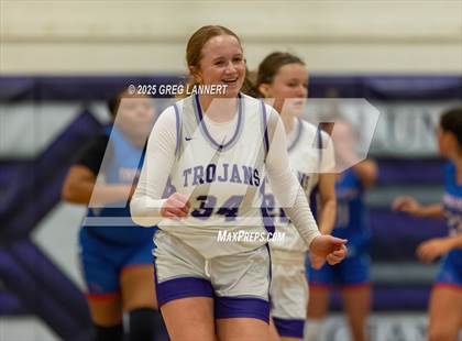 Thumbnail 1 in Tamalpais @ Petaluma photogallery.